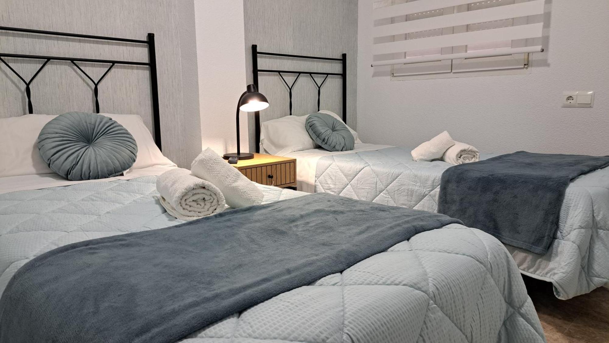 Apartamentos Maria Cristina Con Parking Gratis Cordoba Phòng bức ảnh
