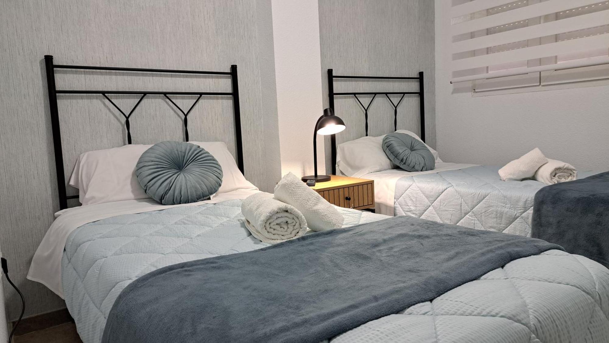 Apartamentos Maria Cristina Con Parking Gratis Cordoba Phòng bức ảnh